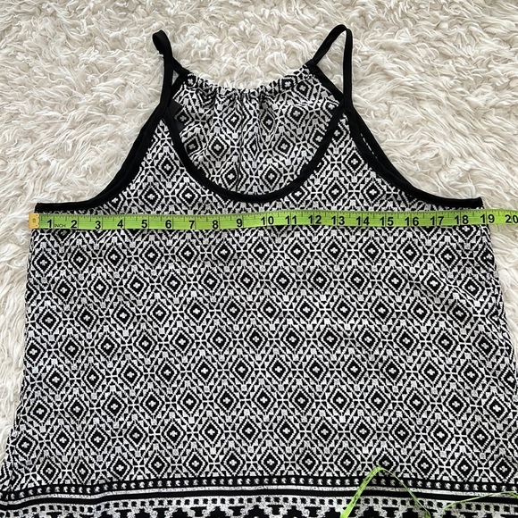 IZ Byer Tank Top - Picture 9 of 10